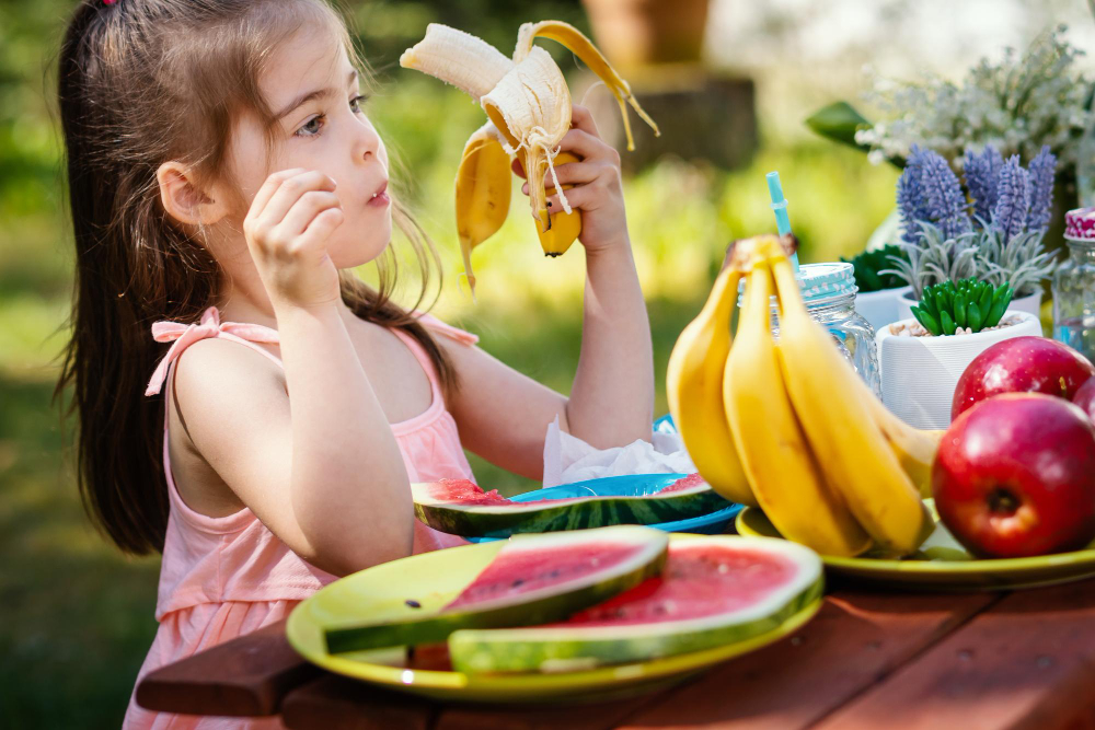 Gustări sănătoase pentru copii recomandate de nutriționistul Gianluca Mech